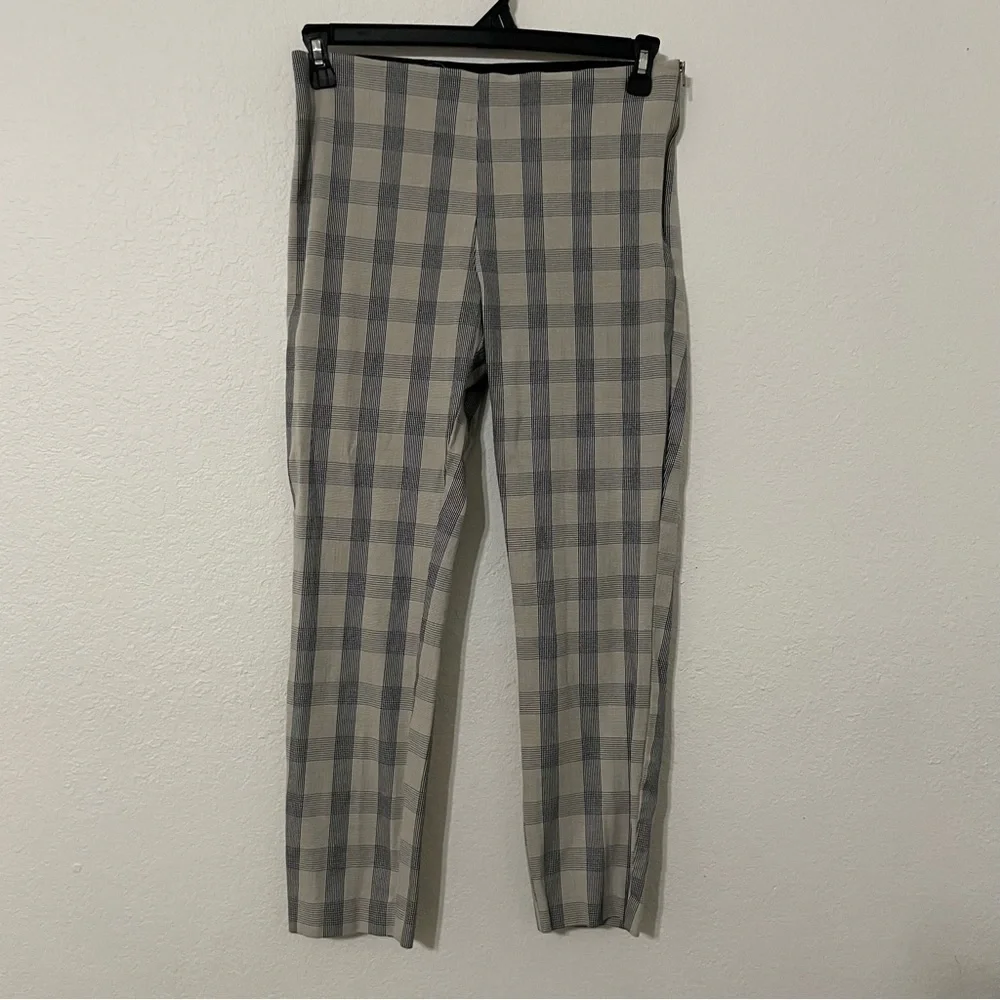 A New Day woman’s Checkered Pants size 10 tan office business casual career chic